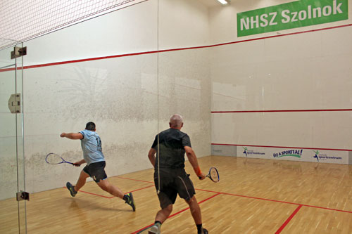 squash találkozó helyén